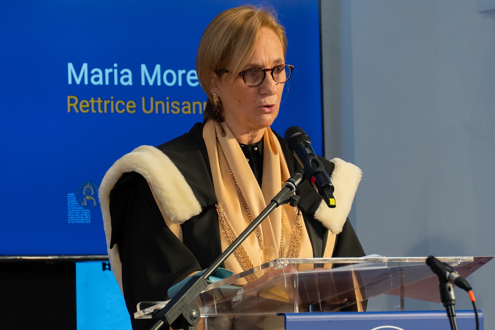 Foto della Rettrice Moreno