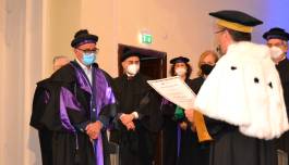 Laurea ad honorem padre Antonio Loffredo
